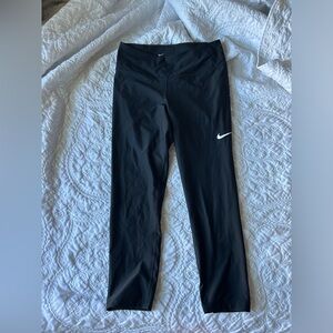 Nike cropped leggings